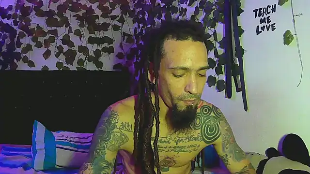 caribbeanlover1 online show from October 14, 8:38 pm