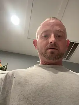 smokeymt420 online show from June 10, 2:57 am