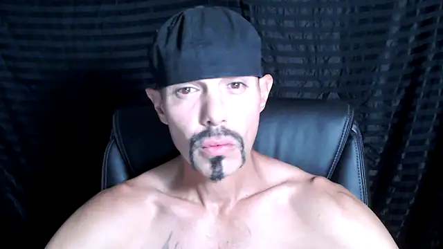 ThickD2C online show from March 22, 10:37 pm