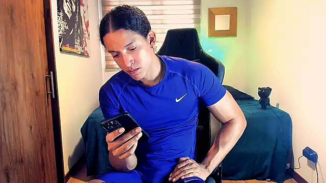 Liam V online show from January 24, 3:02 pm