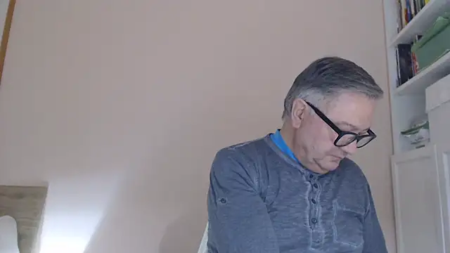 YOU6me online show from January 8, 5:29 pm