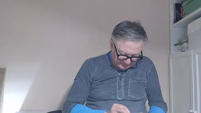 YOU6me online show from January 9, 5:40 pm