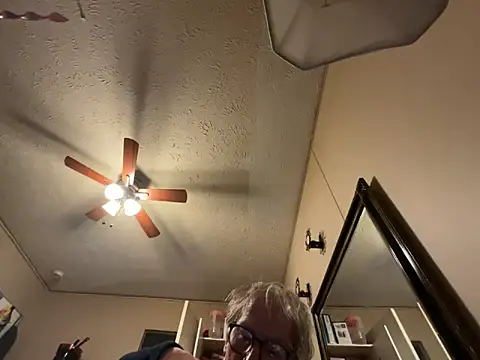 jck1m0t online show from September 26, 6:44 am