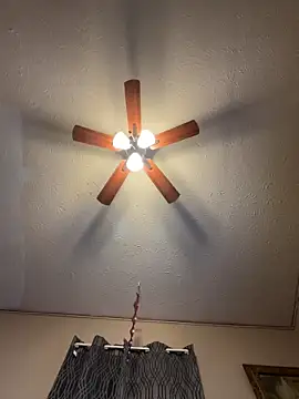 jck1m0t online show from February 6, 1:27 am