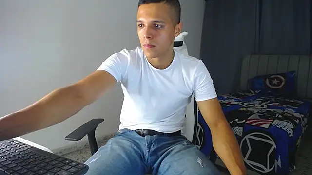 DavidAngell7 online show from February 3, 3:53 am