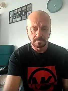 Snapshot of wilkalfa chatting on October 5, 3:27 pm wilkalfa online show from October 5, 3:27 pm