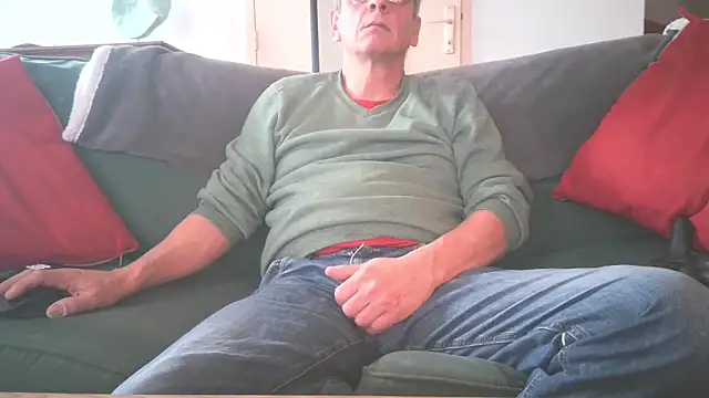 GorgeousMarketer online show from January 18, 2:52 pm