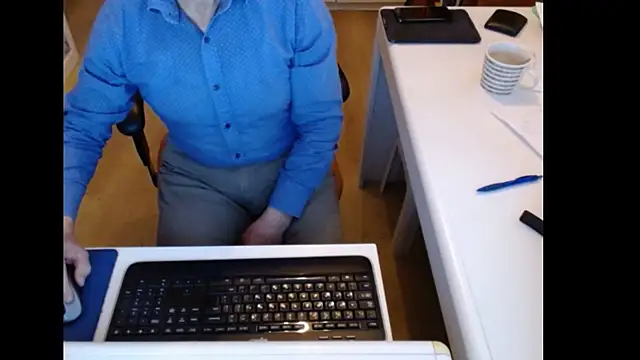 dutchpornking online show from December 19, 9:39 am