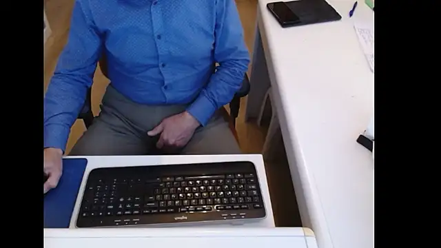 dutchpornking online show from November 13, 9:14 am