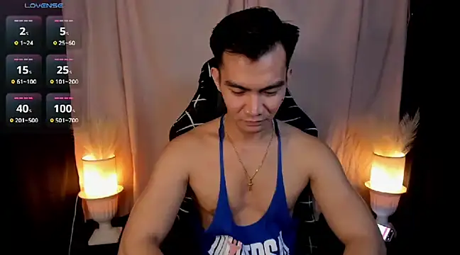 000batman000 online show from January 28, 1:05 pm