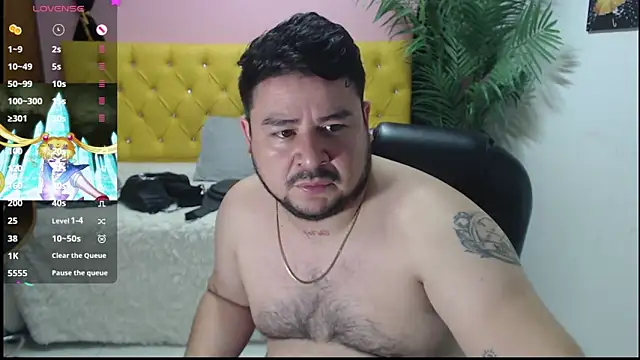 Snapshot of oso_dirty_ chatting on January 11, 5:29 pm oso dirty online show from January 11, 5:29 pm