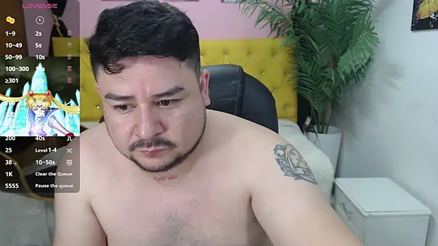 Snapshot of oso_dirty_ chatting on March 15, 5:37 pm oso dirty online show from March 15, 5:37 pm