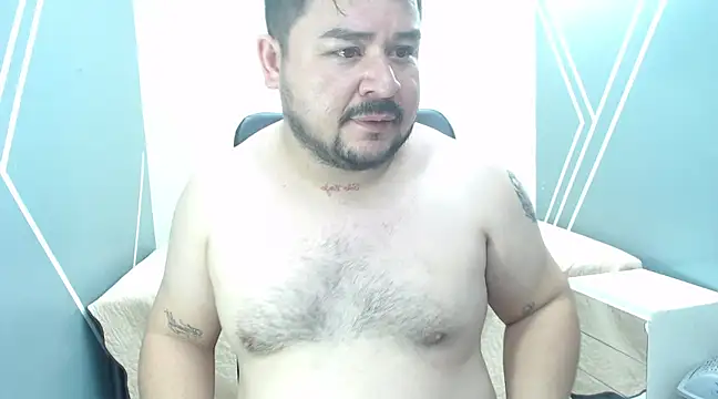 Snapshot of oso_dirty_ chatting on March 6, 5:43 pm oso dirty online show from March 6, 5:43 pm