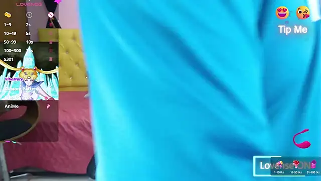 Snapshot of oso_dirty_ chatting on February 7, 5:29 pm oso dirty online show from February 7, 5:29 pm