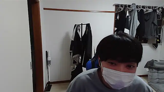 pychan online show from May 18, 2:23 pm