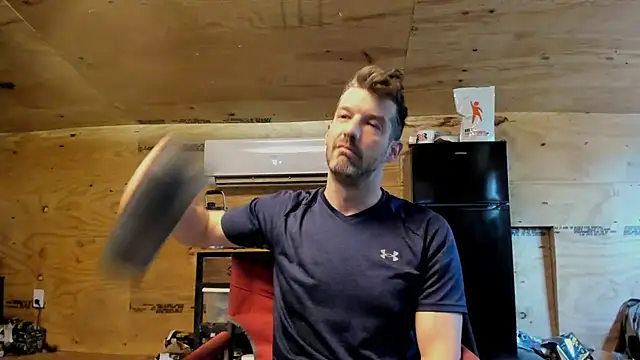 Kenny Kyle online show from December 4, 3:30 pm