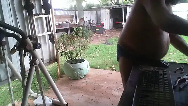 herbie010666 online show from February 9, 4:17 am