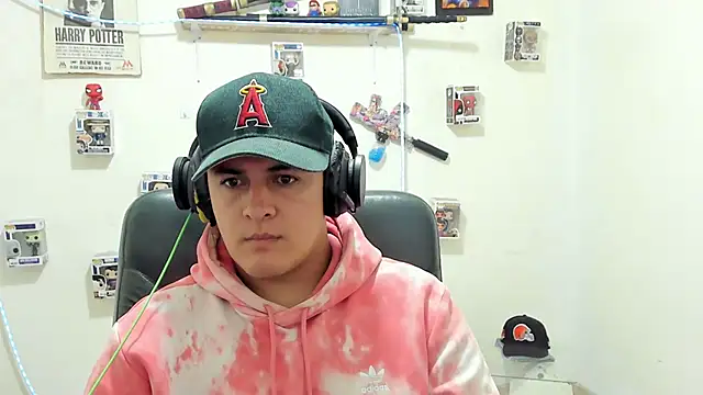 ney 22 online show from October 6, 2:05 am