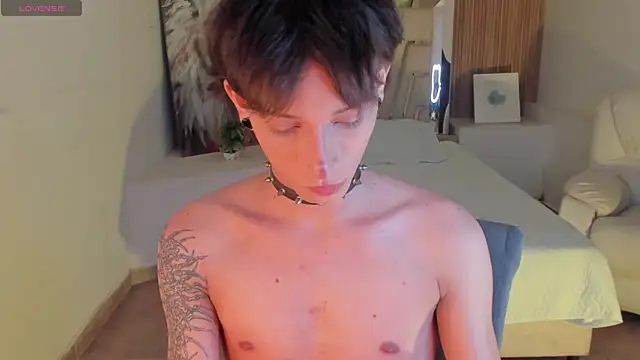 AndyWiilliams online show from April 23, 10:34 pm