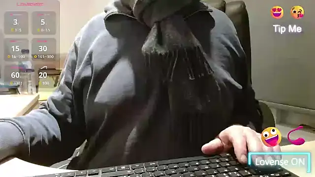 bigbadjon69 online show from January 17, 3:45 am