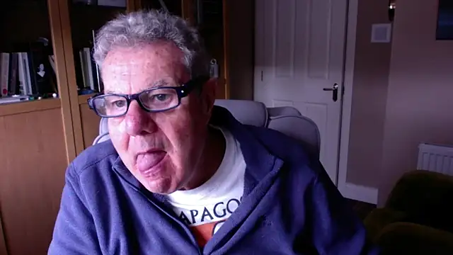 Oldpistolpete online show from April 4, 1:30 pm