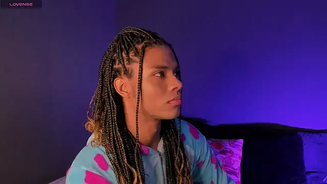 Lucas eevans online show from March 17, 12:57 pm