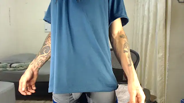 emiliano hottt online show from March 10, 2:01 pm