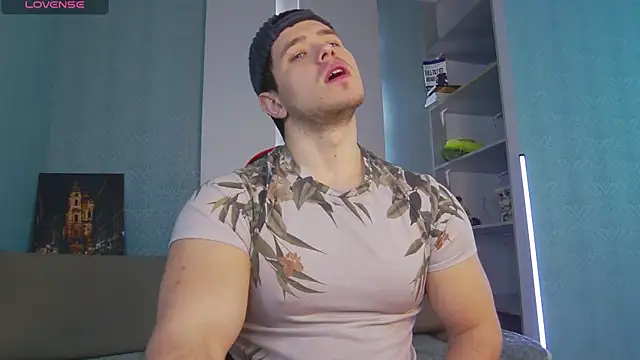 Arilas  online show from March 23, 7:20 am