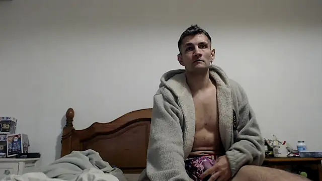 Snapshot of poissinet2 chatting on January 12, 6:49 am poissinet2 online show from January 12, 6:49 am