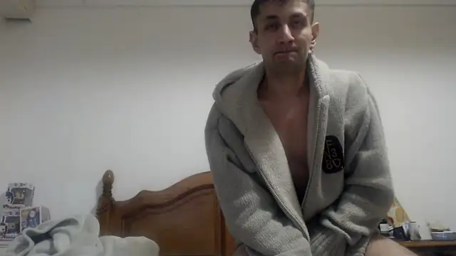 Snapshot of poissinet2 chatting on January 16, 5:01 pm poissinet2 online show from January 16, 5:01 pm