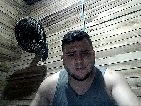 Arcangel 05 online show from April 28, 5:45 am