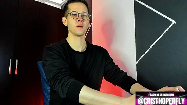 Snapshot of Cris_myster chatting on February 12, 1:27 pm Cris myster online show from February 12, 1:27 pm