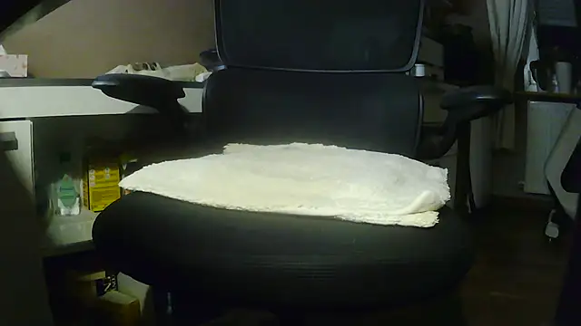 suedel65 online show from April 16, 3:28 am