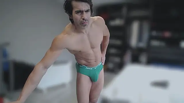 samricci21 online show from December 3, 1:39 pm