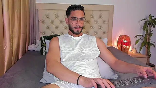 Josseph1  online show from February 5, 3:34 am