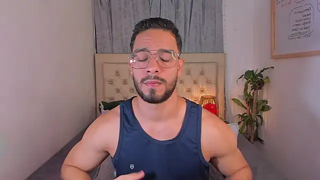 Josseph1  online show from January 18, 12:06 am