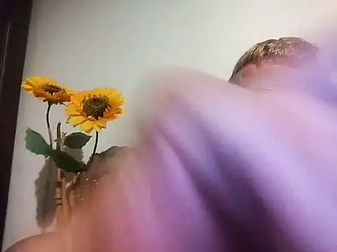 Robertino21cm online show from October 24, 4:25 am