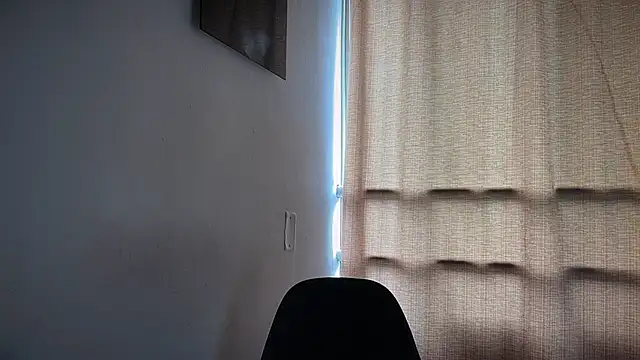 romeolovedark online show from June 3, 4:45 pm