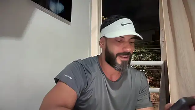 romeolovedark online show from January 7, 11:43 pm