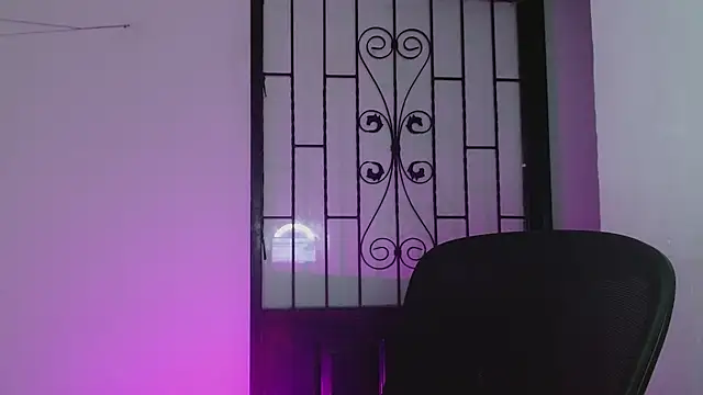 littlextreme online show from February 10, 11:55 pm