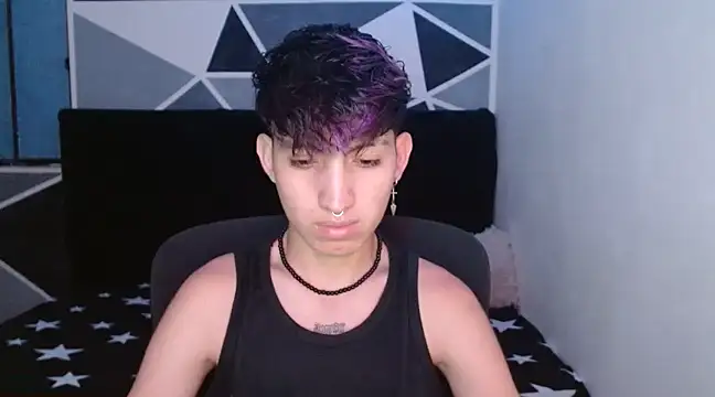 littlextreme online show from January 3, 4:11 am