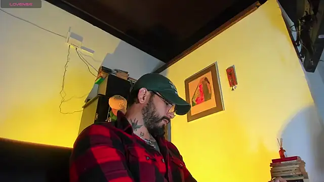 CamiloGray  online show from November 21, 3:22 pm