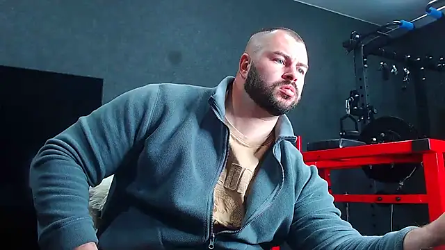 muscularjohnforuX online show from April 24, 8:38 am