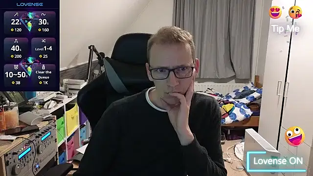 sexmenlion online show from March 16, 6:55 pm