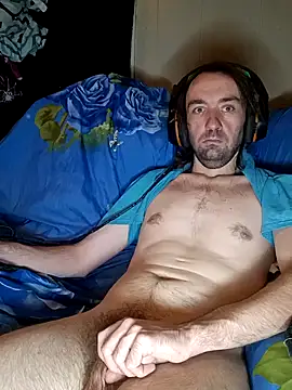 Snapshot of ShadowyTube chatting on September 14, 11:18 pm ShadowyTube online show from September 14, 11:18 pm