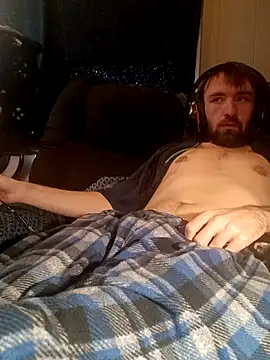 Snapshot of ShadowyTube chatting on January 14, 4:47 am ShadowyTube online show from January 14, 4:47 am