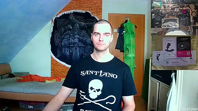 Chris23547 online show from July 19, 11:05 am