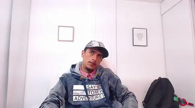 Snapshot of ryan_maxy chatting on March 19, 12:56 pm ryan maxy online show from March 19, 12:56 pm