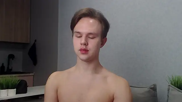 MartinMendez online show from December 19, 9:17 am