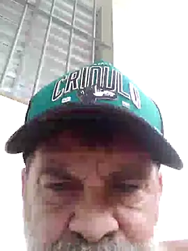 Snapshot of Peludo173317 chatting on October 15, 6:37 pm Peludo173317 online show from October 15, 6:37 pm
